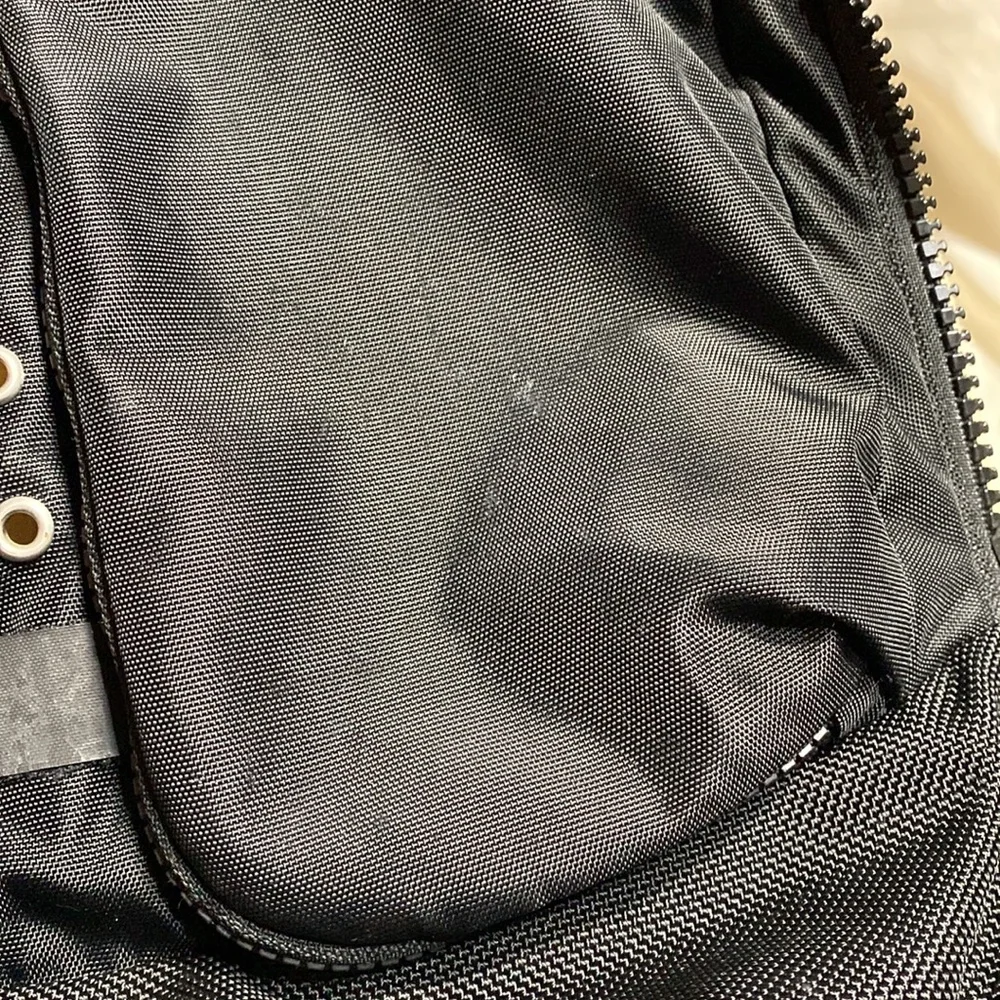 lululemon athletica Navy Backpack. Solid black. Stock picture is with blue trim - Picture 16 of 16